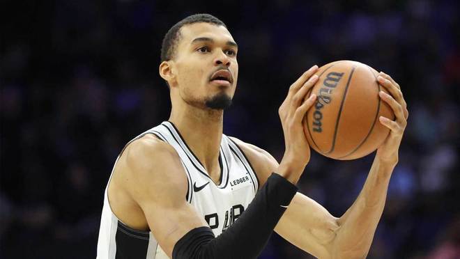 马刺队以40分优势碾压76人队后，文班亚马向NBA其他球队发出警告