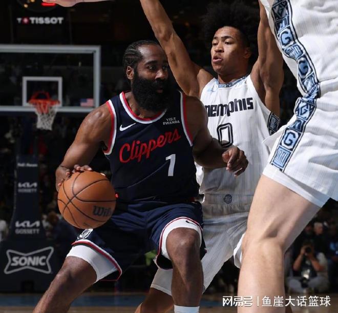 快船98-107灰熊！可怕的不是输球，而是哈登身上发生了两大变化