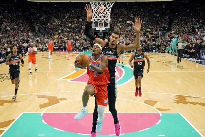 西部最新排名！差距仅1.5场，4队抢第3；勇士冲7有望，快船掉第10