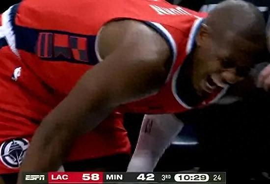 狂轰41+8+2！带队联盟第一，所有人都说你该退役，可你又要争冠了