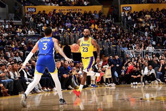 会玩！格林怒喷老詹，推里夫斯！