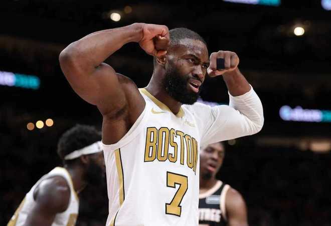 布朗三节41+6！绿军狂胜老鹰列东部第二 豪瑟30+10三分平纪录