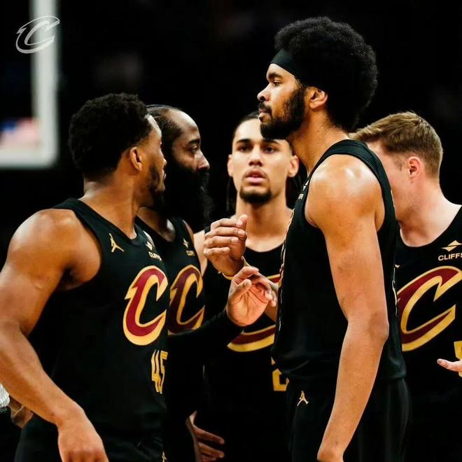 哈登只进1球！带队狂胜25分！骑士5连胜疯了！