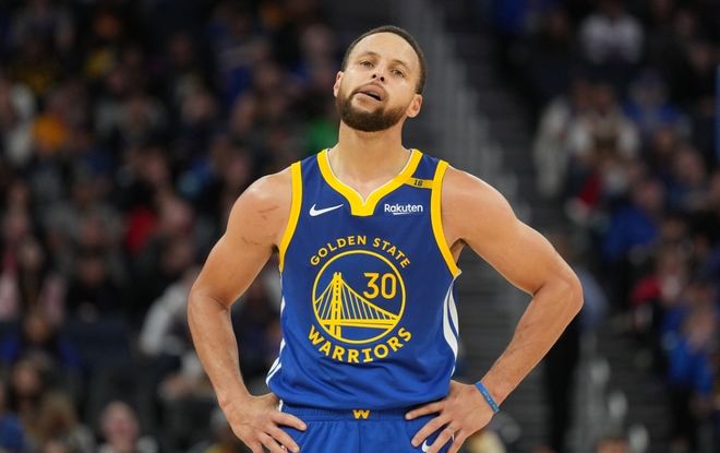 没有库里的勇士太强了！背靠背连续赢球！他是否应该退役？