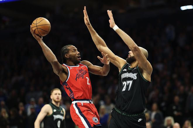 快船送上大礼！湖人1日内双喜临门，打雷霆艾顿或成取胜关键