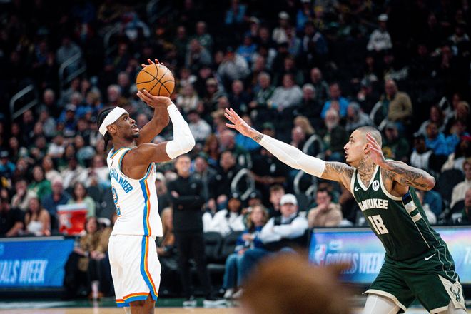 亚历山大40分7篮板11助攻雷霆擒雄鹿2连胜，字母哥19分14板7助