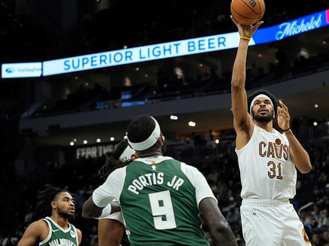 哈登重伤！骑士爆冷惜败，施罗德26分，阿伦27+11，一战看穿3件事