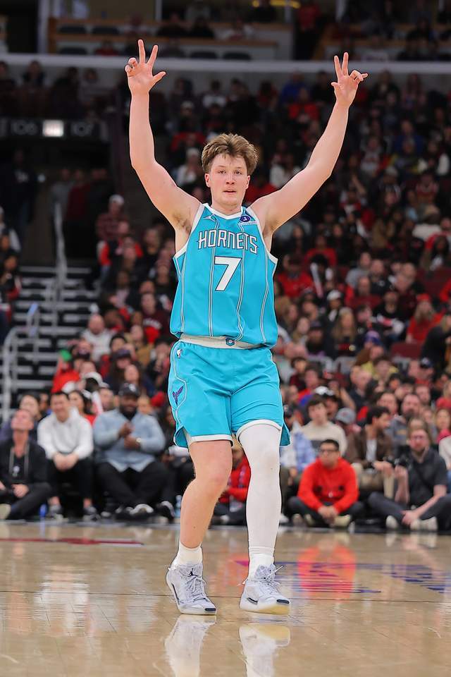 最新一期新秀榜：克尼佩尔反超状元位列第一 马刺小将杀进前十