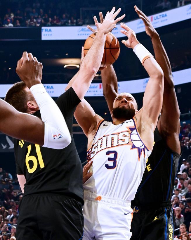 落选秀20+6+4+2追梦躺赢，狄龙空砍24分，勇士逆转太阳创NBA纪录