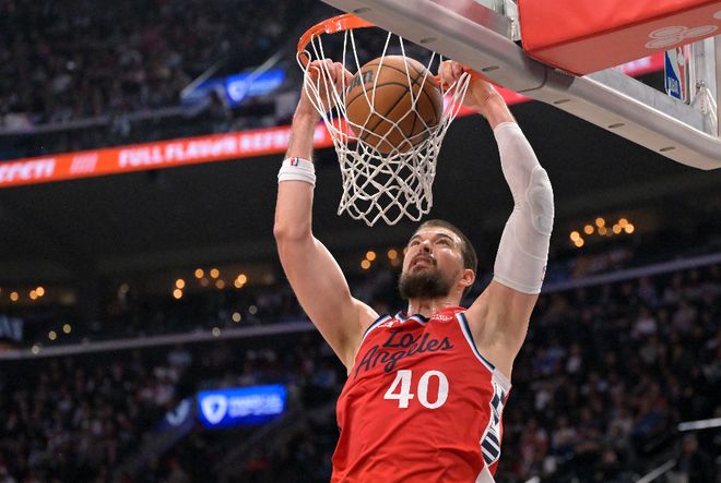 快船105-119骑士 球员评价：2人优秀，1人及格，6人低迷