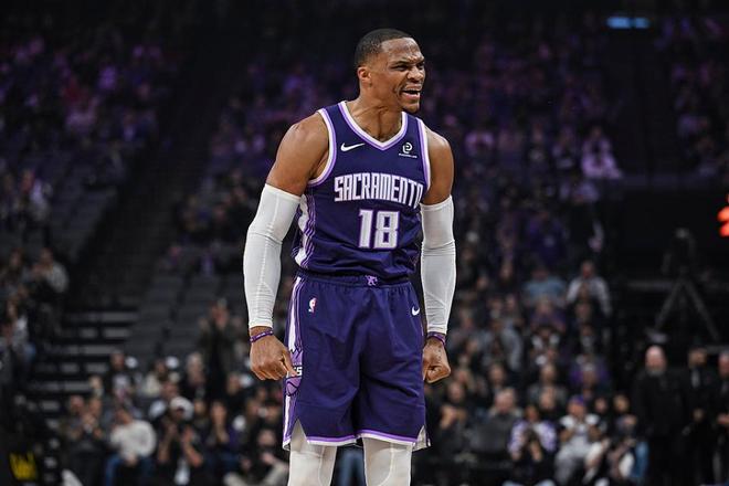 约基奇离威少只差25次三双 威少拼命夺下的榜首还能守多久？