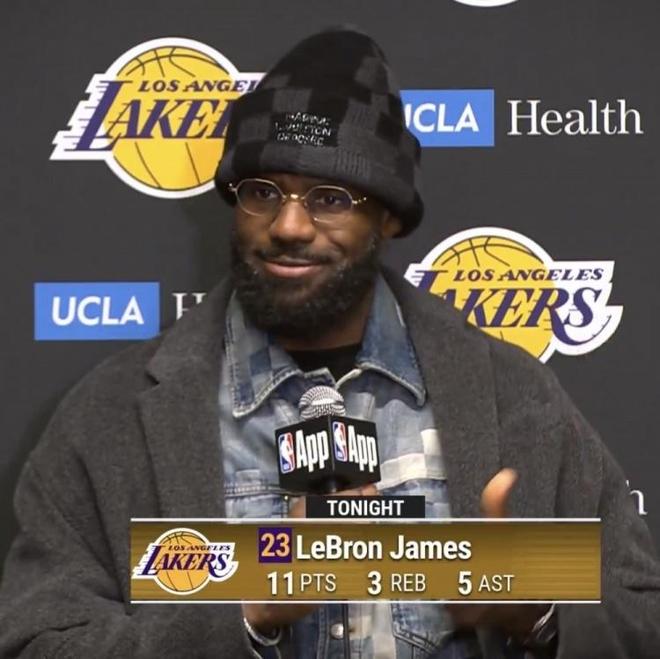 永远的家！詹皇从未忘记骑士，输30分后催泪示好，湖人请成全老詹