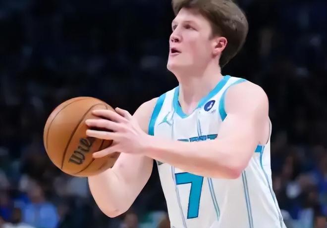 NBA常规赛明天3月1日赛程：火箭PK热火，湖人PK勇士避免4连败