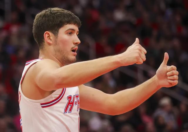 教练差距巨大，火箭还是被勇士血脉压制