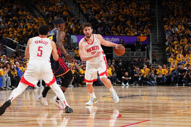 火箭vs马刺前瞻：火箭以逸待劳，马刺背靠背体能成隐患