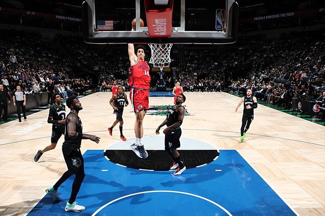 差的只是比赛经验！快船内线新秀还有不小的潜力可以挖掘？