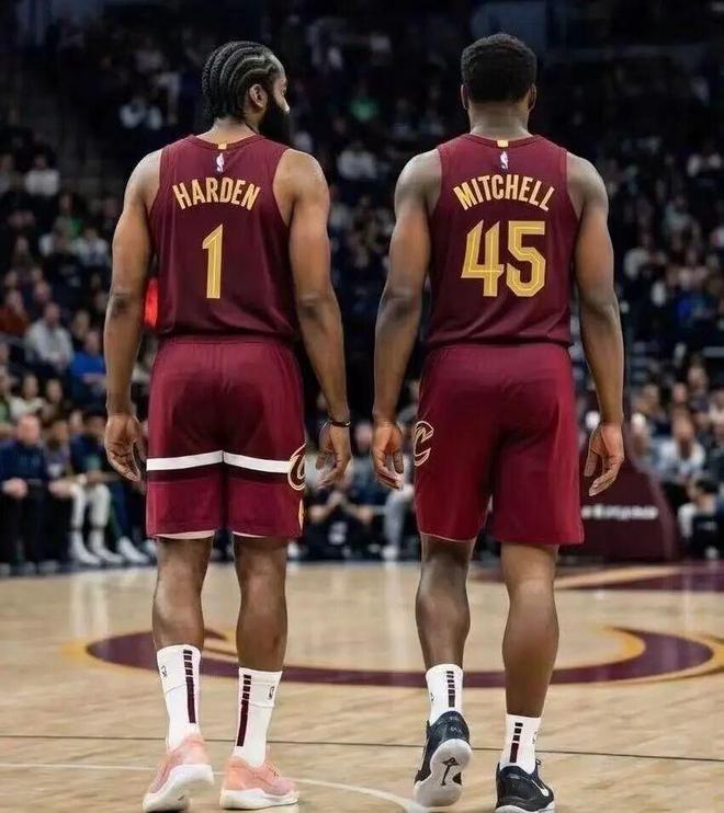 绝平！加时！双塔48+21！哈登，好福气啊！