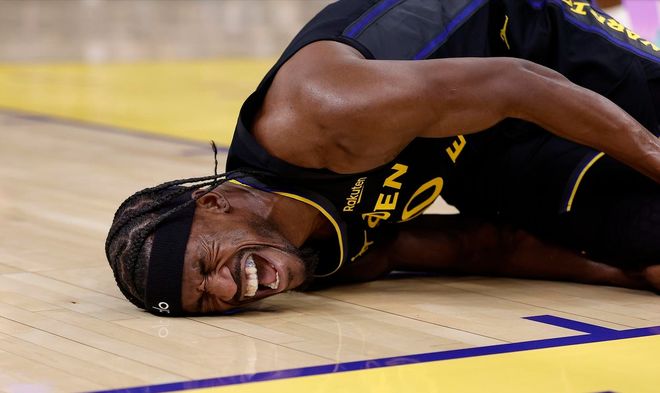 巴特勒受伤意外激活巴迪，起身不忘调侃，结果却如晴天霹雳