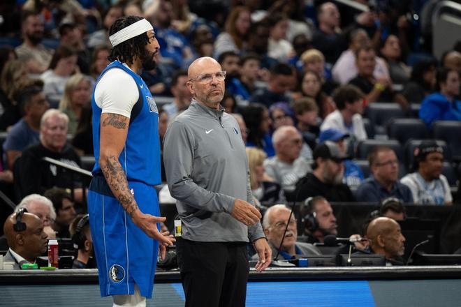 基德：浓眉被交易后我们有过交谈，祝他在华盛顿一切顺利