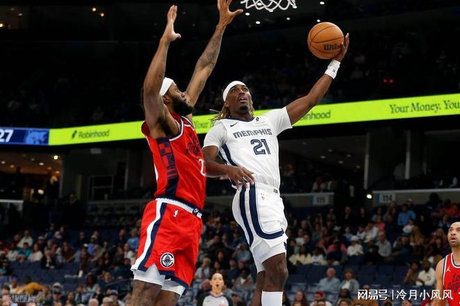 快船消息：裁判报告出炉，小卡达成壮举，战尼克斯出场更新