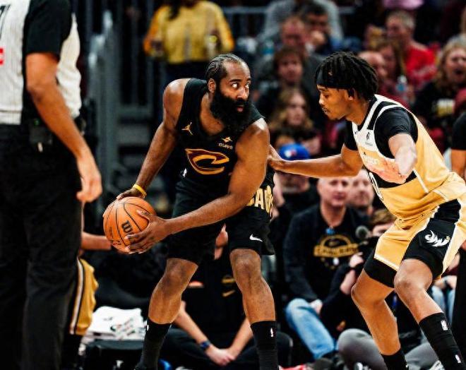 场均19+5+8！拥有哈登真好，阿特金森说出优点，汤姆林也把话挑明