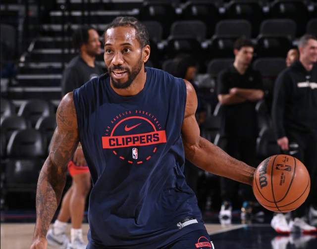 快船重大喜讯！伦纳德缺席3场后复出，驰援哈登力争坐稳第十