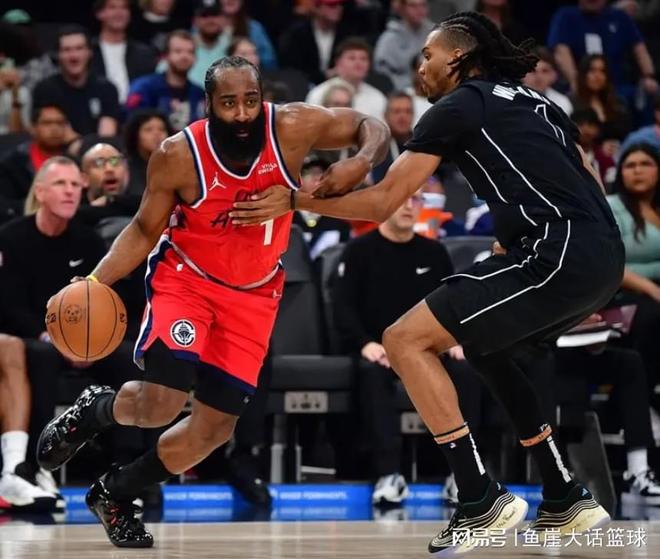 快船126-89篮网！无解的不是大胜，而是泰伦卢对伦纳德哈登的评价