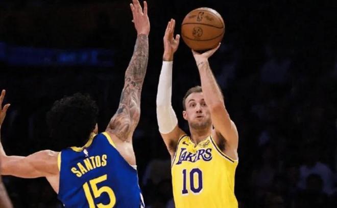 湖人105-99勇士3喜1忧！肯纳德克勒贝尔太好用，拉拉维亚下首发吧