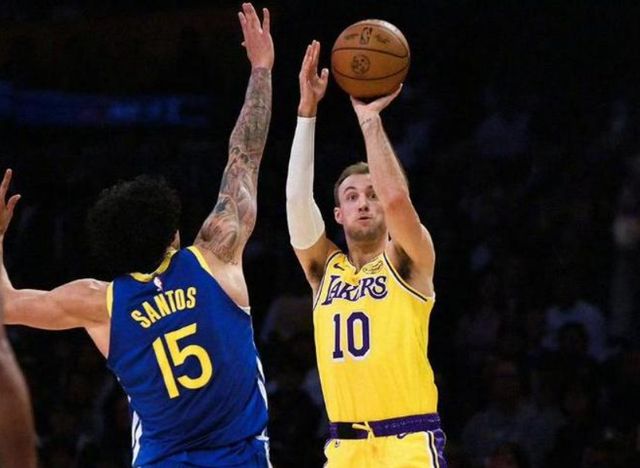 湖人击败勇士凸显两点：新援即插即用，库里对球队影响弊大于利