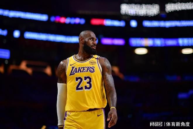 刚刚！詹姆斯29+抢断+准绝杀，谁说我老了