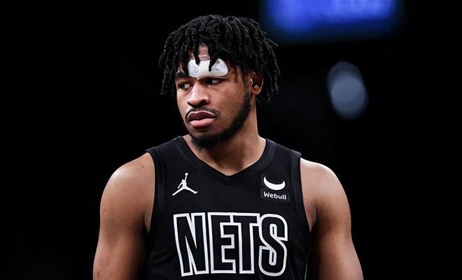 数据好看有啥用？上赛季场均24+3+3，却只签了590万，如今又被裁