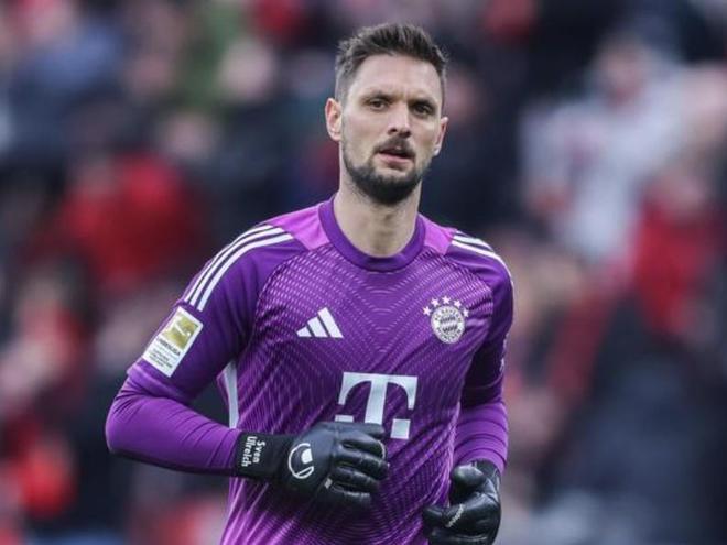 真沒(méi)健康門將了，烏爾賴希：我感覺(jué)大腿有點(diǎn)不適，希望不嚴(yán)重