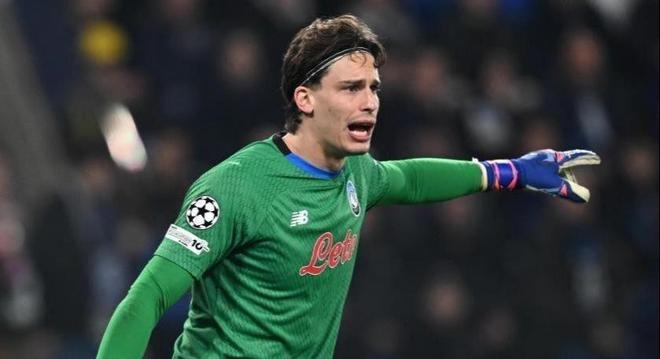 主場(chǎng)1比6慘遭羞辱！拜仁痛擊真藍(lán)黑，意甲歐冠最后尊嚴(yán)被狠狠踐踏