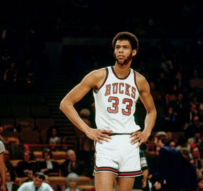 又轰下41+15+9！抱歉贾巴尔：你从队史第一变成了队史第二