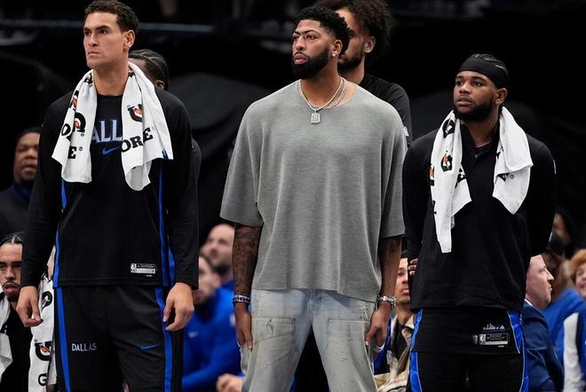 NBA交易流言：快船甩卖科林斯，3队有意浓眉，52+8后卫或加盟快船