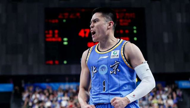 CBA最新消息！陈盈骏骨折，洛夫顿提出离队，辽宁有意马修斯