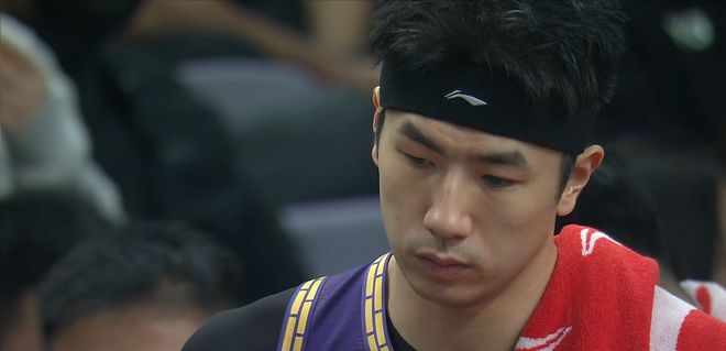 手握豪陣難出戰(zhàn)績！張慶鵬和劉煒犯了一樣的錯，兩位名將誰先下課