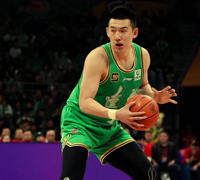 辽媒：付豪撑起辽篮内线一片天，剑指中国男篮首发大前锋