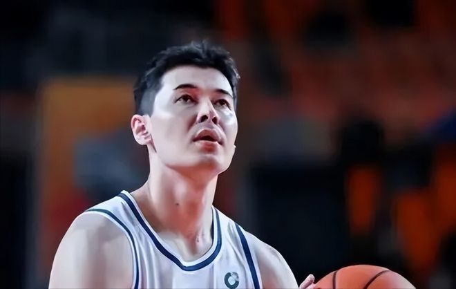 3胜6负！核心外援公然无视，刘炜已经失控？新疆已有主帅潜在人选