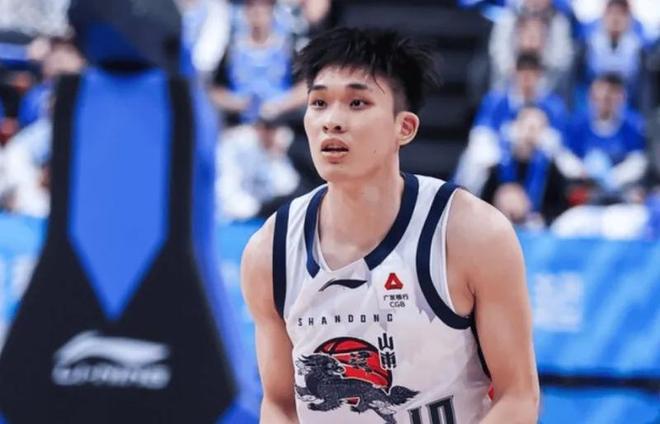 从争议到打成核心！珀塞尔+谢智杰摧毁北京，已彻底奠定地位！