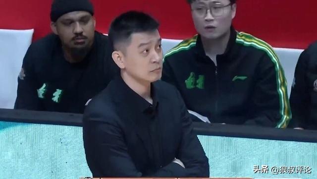 杨鸣：求胜欲望、执行力沟通都是正向 莫兰德抢了21个篮板非常关键