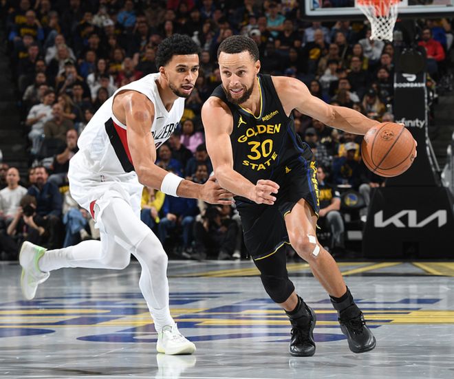 西部排名又亂了：太陽創(chuàng)NBA奇跡，湖人收大禮，7隊排名互換