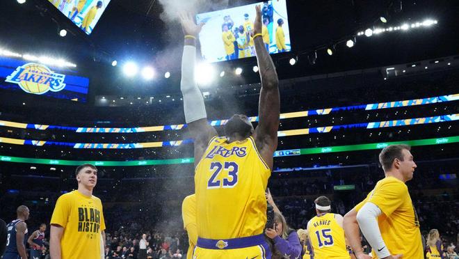 内部人士：湖人休赛期的A计划似乎是放弃詹姆斯，围绕东契奇建队