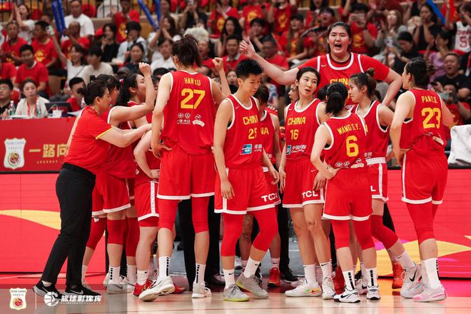 中国女篮比日本女篮少进10个三分 但禁区得分多出36分...
