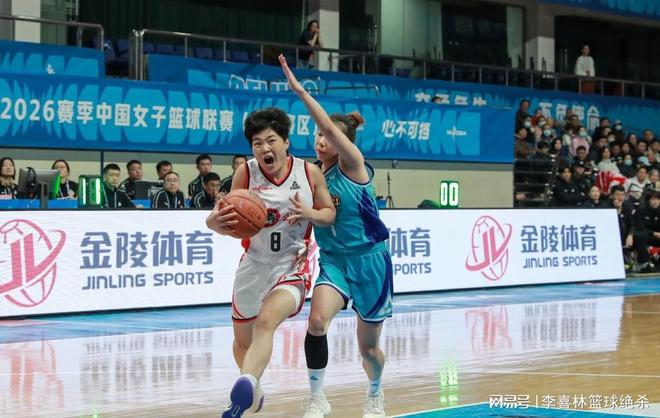 轟29+5+8！中國女籃26歲助攻王大閃耀：宮魯鳴明年重用她？