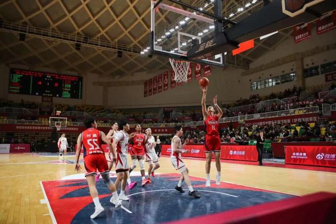 陕西榆林天泽女篮主场首战浙江上演巅峰对决...