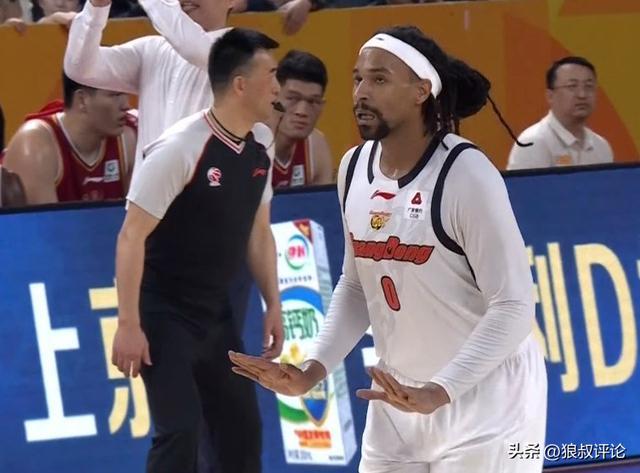 杜锋有使用说明书！萨林杰9分15板10助5断 末节关键跳投杀死比赛