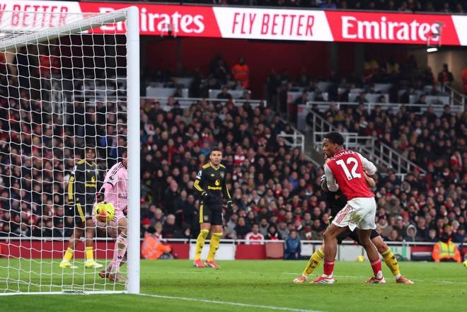 本賽季英超已產(chǎn)生25粒烏龍球五大聯(lián)賽最多，意甲11粒最少