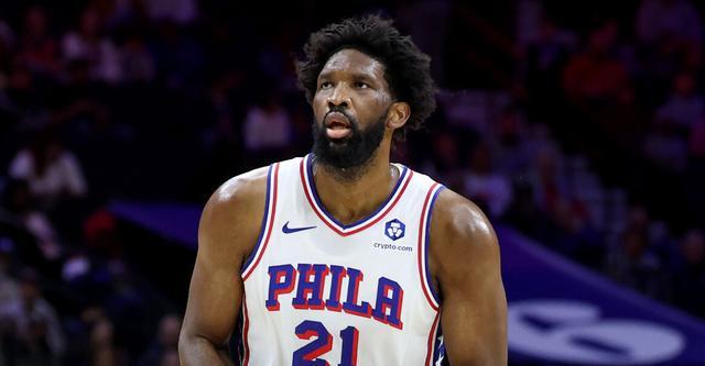 纳斯:今天的主场揭幕战 恩比德预计仍会出战20分钟左右