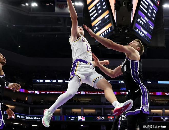 誰說他過氣了！拿著500萬年薪，正負(fù)值全隊(duì)第1，湖人眼光真賊啊